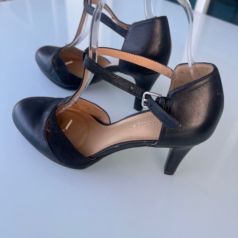 Womens naturalizer Megan Platform T-Strap Heels Black Leather - Picture 3 of 12